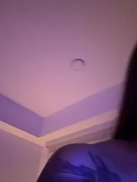 Danisaenz__ - control my squirt // striptease