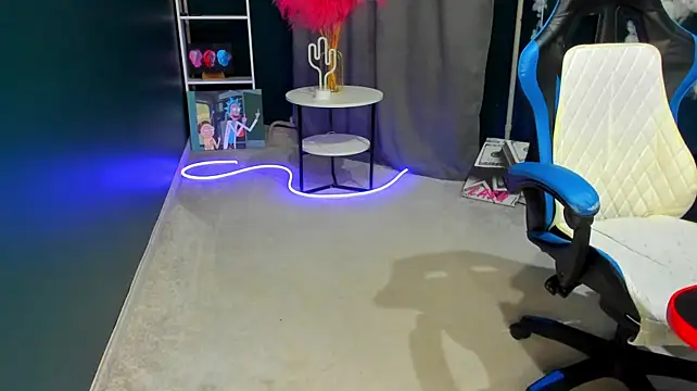 Irma_s - show boobs and show pussy 1 min