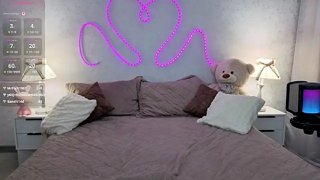 Kittysocutie - striptease ;)