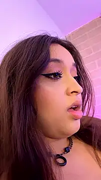 MiaKitthy - Striptease & hottest twerking😈