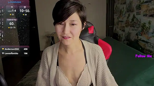 LeyylaStoone - see goddess naked (strip)