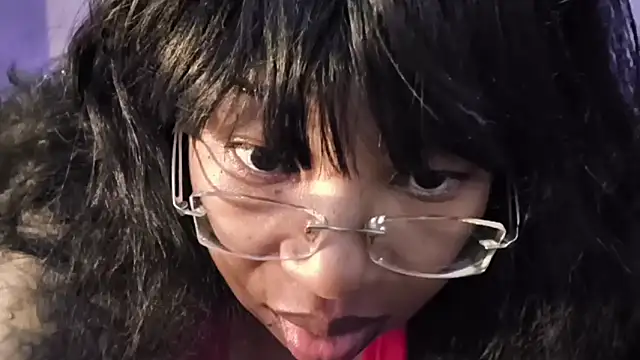 JadeMonroex - 🦋Show my tits
