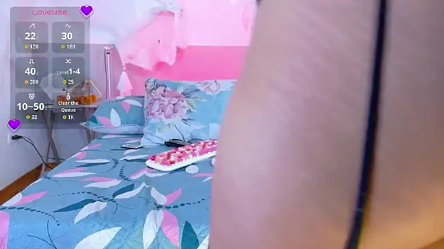 Thinsamathagirl - Squirt show + Dildo