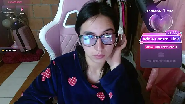 Maggie_Fox3 - SHOW CUM