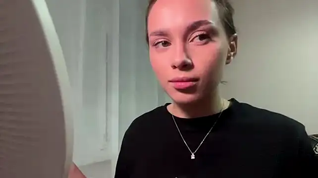 LulaMays - tease with a topic