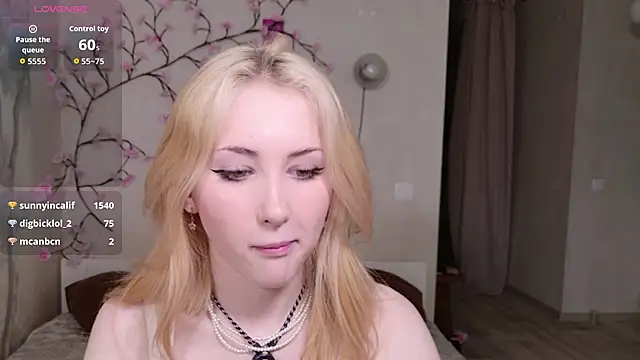 Lira__Yummy - Tit play + bouncing