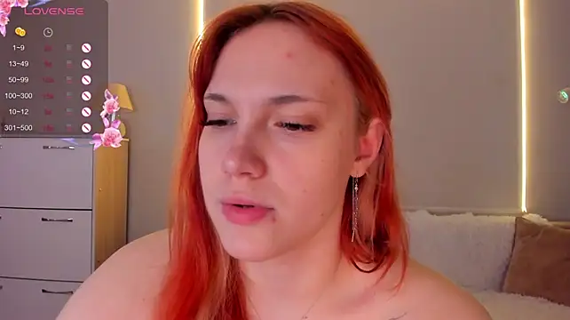 SweetieMarry - AHEGAO + SHOW TITS