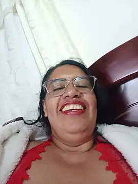 Emilif_ - Put on lingerie — Ponerse lencería