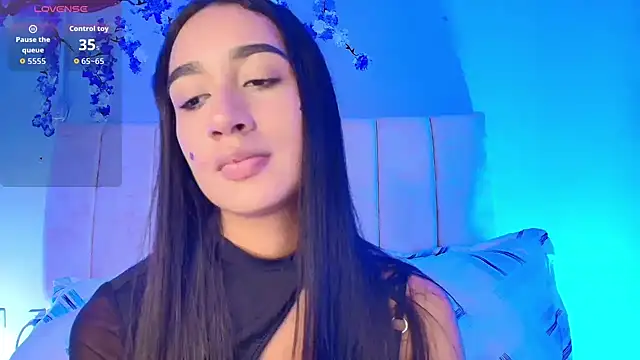 Nikirouse - Oil tits 💗