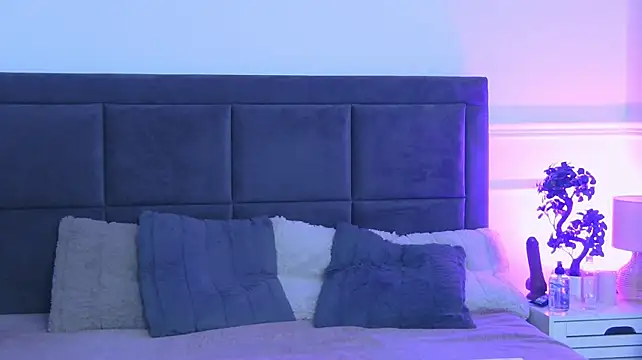 AntoniaMoon - Cumshow