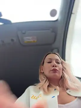 LavenderHot - show pussy