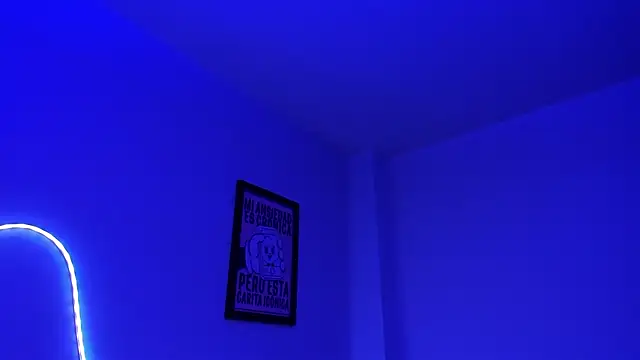 Miia002 - Striptease🤭🥰