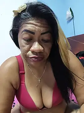 Tocameamor - Meter plug anal en mi culo