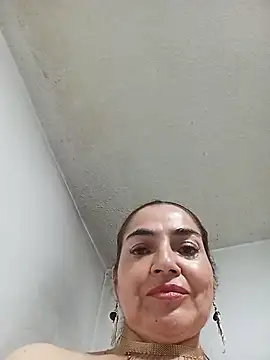 MaryRoze_ - Open legs/ abrir las piernas