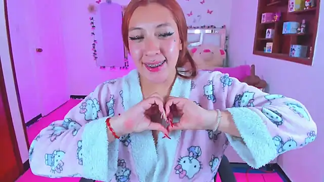 Perlabeautiful - naked more dance