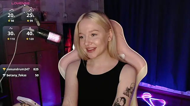 Lisa_fantasy - flash tits