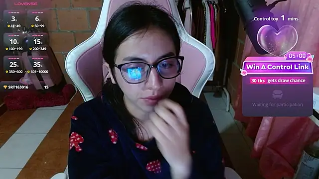 Maggie_Fox3 - SHOW CUM