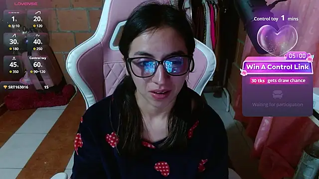 Maggie_Fox3 - SHOW CUM
