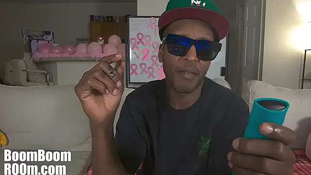 Boomboomr00m - Pussy Play 🌸 LT Chooses Pink Toy(s)