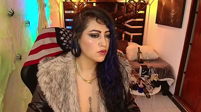 Scarleth_blue - oil in tits+saliva+spank 😈💦😏💘🫦
