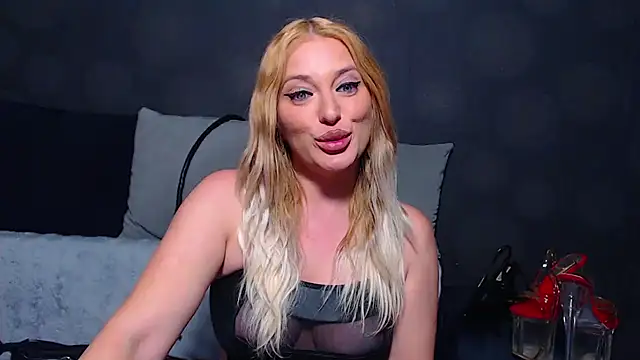 GodessJulia - Please me with my fav 111/222/333