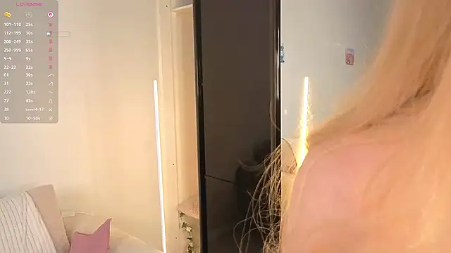 Emma_Frosty - take off my bra