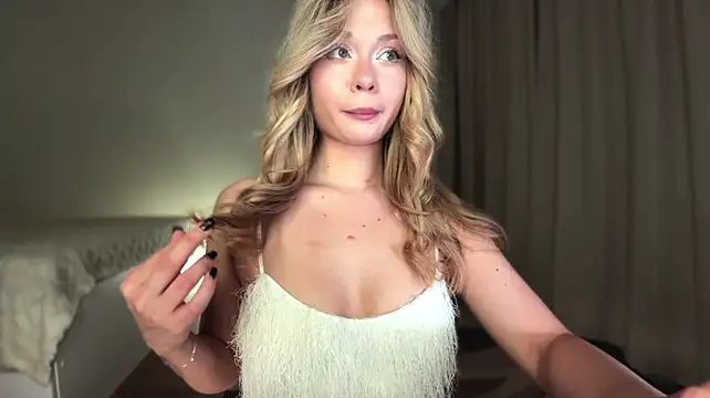 Diaanona - naked pussy and asshole