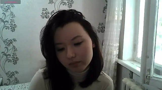 QuyenLuellen - play around with my T-shirt