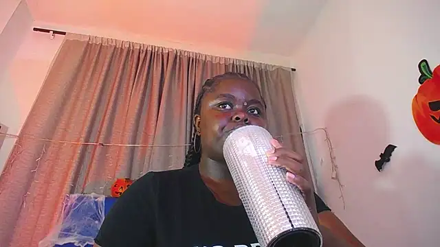 Neighbor-ebony - massive squirt