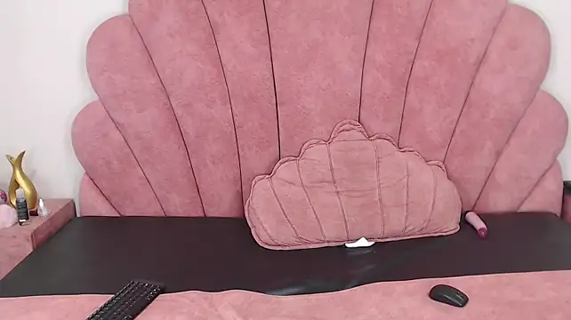 Candy_Bony - SHOW MASTURBATE + ridel dildo