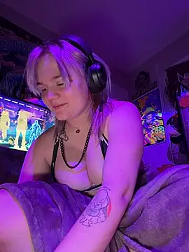 Cutiepiespanks - Hot Wax on my Ass