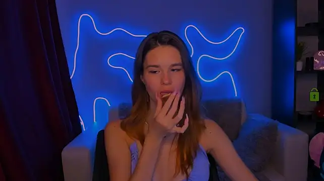 Angie_foxy1 - doggy