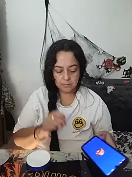 Lucia_vonne_ - dildo in pussy
