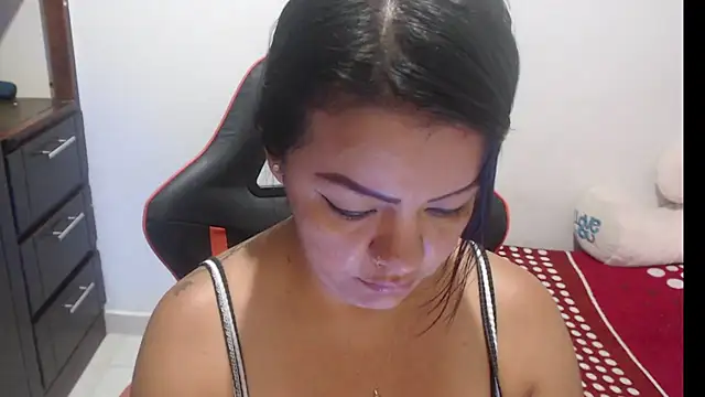 Emily_sexxx - make me wet?? play with me!!!