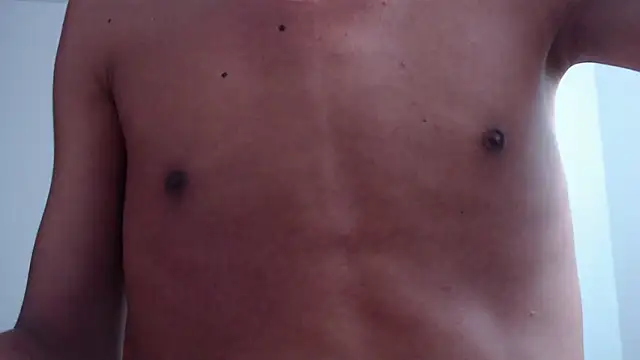 Sarabubbie - Get Naked