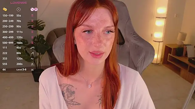 Milla_K1ss - doggy tease with my panty