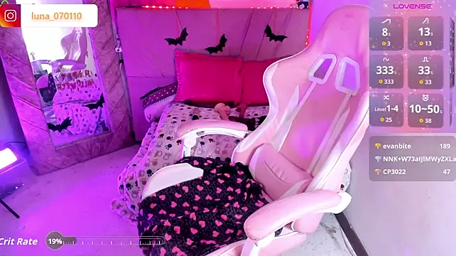 Julia_7 - naked and spanks in doggy style