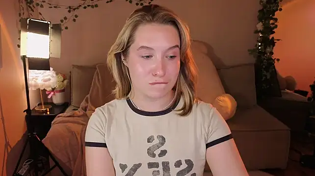 Saint_trisha - ass spanking