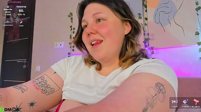 Ruth_Oliver - Squeezing nipples+moaning💃 🔥