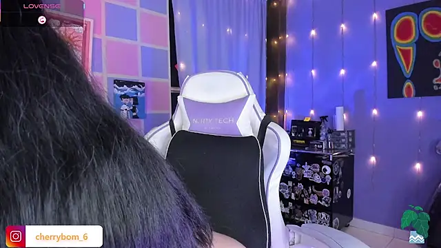 Cherrybom_ - anal with glass dildo