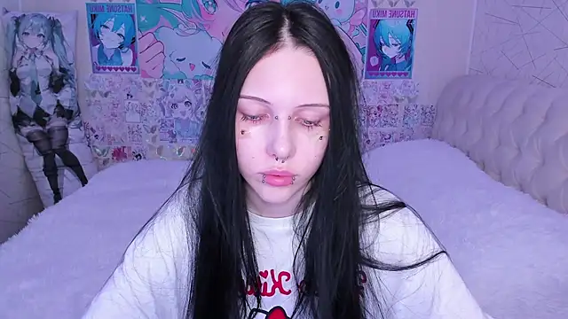 SugarBunny18 - full naked 5 min