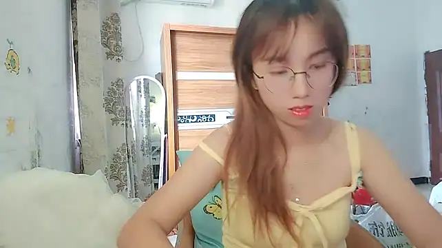 Lili_666 - 祝我生日快乐，愿往后的日子闪闪发光，万事顺遂。🤩