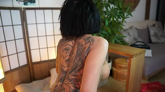 Scarlett_collins02