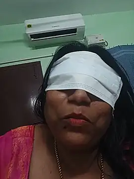 Tamilponnusilk - To pay hospital bill