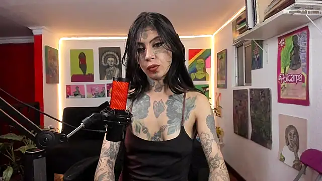 Ura_laurapanda - I put three fingers in my vagina until I