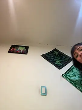 Dulcineaa77 - I put a finger in my tight ass