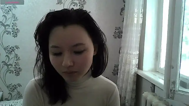 QuyenLuellen - show me my feet