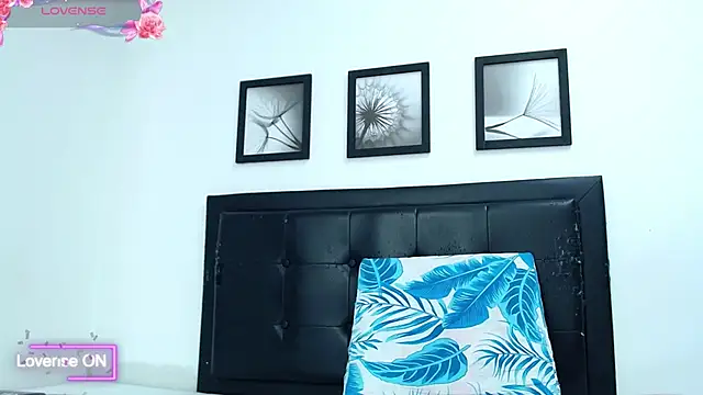 KellyJoness_ - Make me moan and wet with pleasure