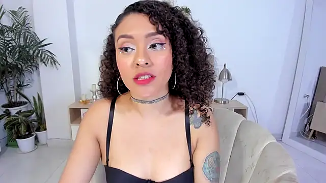Zoe_Gruber
