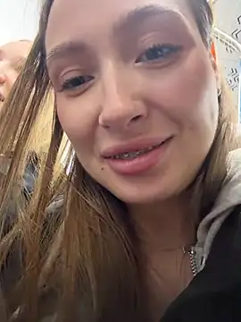 Coconut_milk - Kate touch Zoe’s pussy in tram